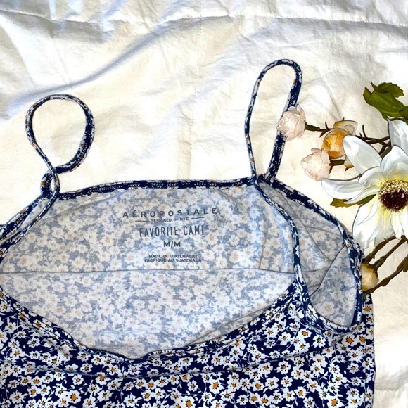 Crop top - Picture 2 of 2